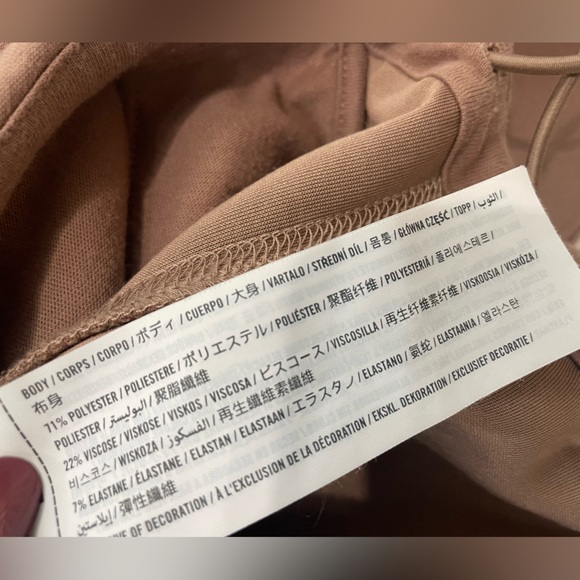 YPB by Abercrombie neoKNIT Cinched Full-Zip Hoodie | Cropped Neutral Athleisure - Picture 9 of 9